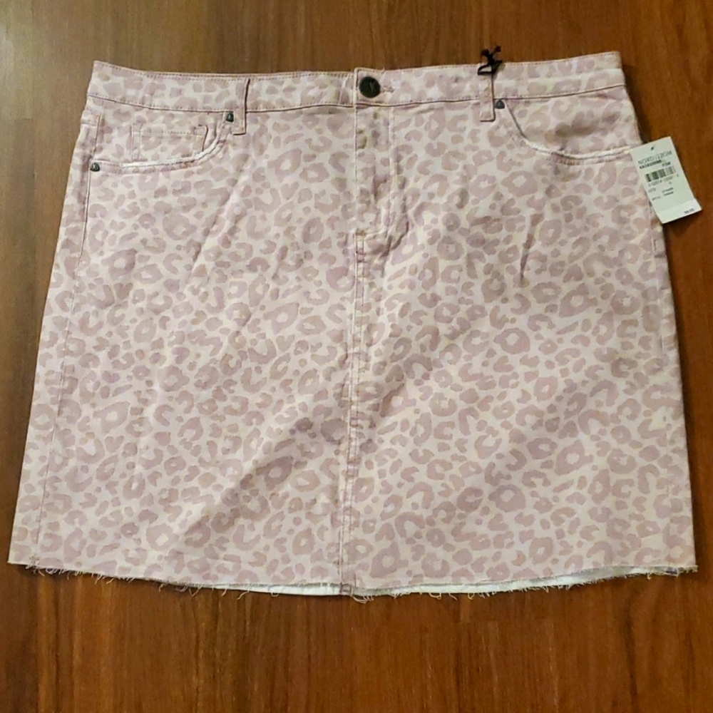 NWT KUT From The Kloth Margaret Raw Hem Cheetah Print Women's Jean Skirt - 18